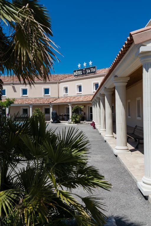 Le Ya'Tis Hotell Saint-Laurent-des-Arbres Eksteriør bilde