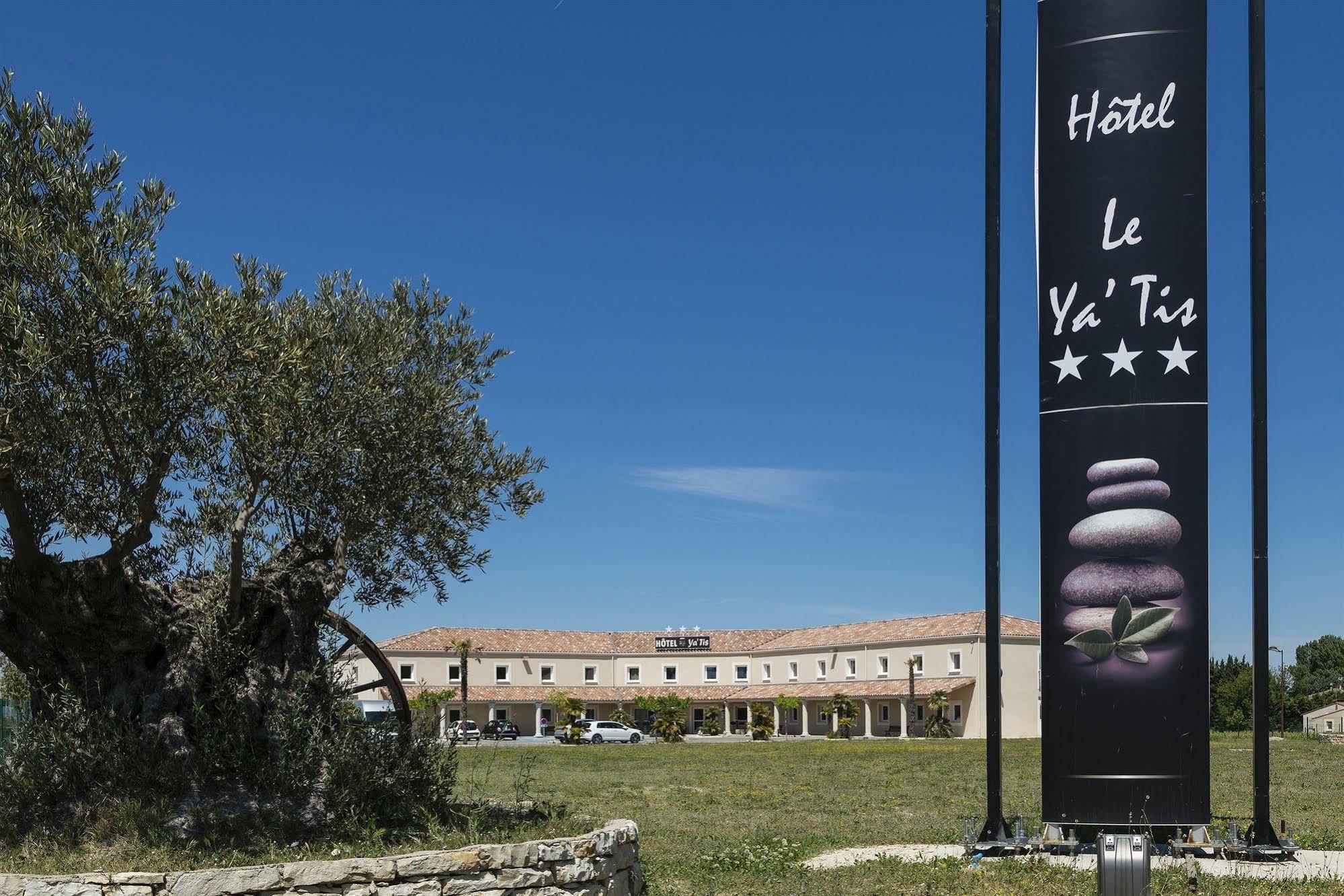 Le Ya'Tis Hotell Saint-Laurent-des-Arbres Eksteriør bilde